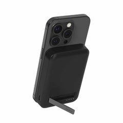 Belkin BoostCharge Pro Qi2 Wireless Power Bank 8.000 mAh 15 W Black