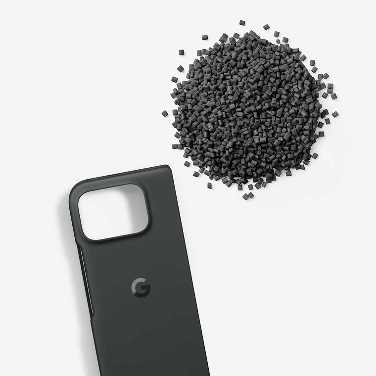 GA09846WW Pixelsnap Silicone Case w/Magnets Pixel 10 Pro Fold Obsidian