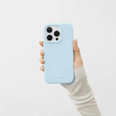 Ideal of Sweden Silicone MagSafe Case Light Blue for iPhone 15